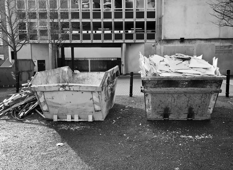 Professionals clearing a living room for house clearance in Blackfriars